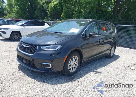 2023 Chrysler Pacifica Touring L из США, поврежденный, VIN 2C4RC1BG1PR606504